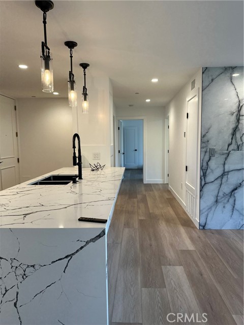 121 Hope St #334, Los Angeles, CA, 90012 121 Hope St #334, Los Angeles, CA, 90012