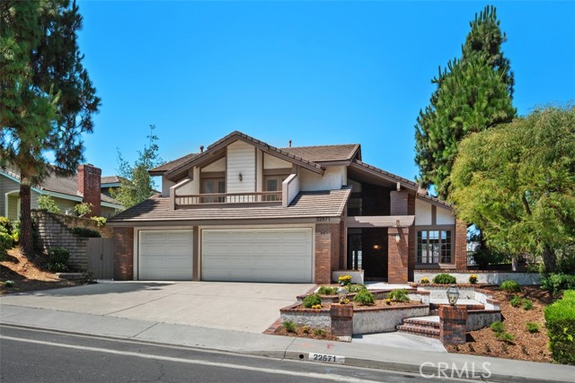 22571 Labrusca, Mission Viejo CA: https://media.crmls.org/medias/58a58902-f43d-4be5-a52a-4156a45c5916.jpg