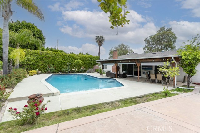 18231 San Jose Street, Porter Ranch CA: https://media.crmls.org/medias/58a5ac2e-838b-4cf2-9f9e-7f0e4110f045.jpg