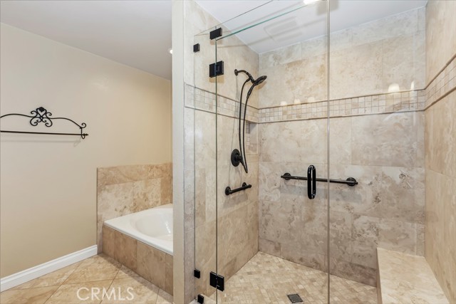 Detail Gallery Image 32 of 45 For 880 El Mirador, Upland,  CA 91784 - 2 Beds | 2/1 Baths