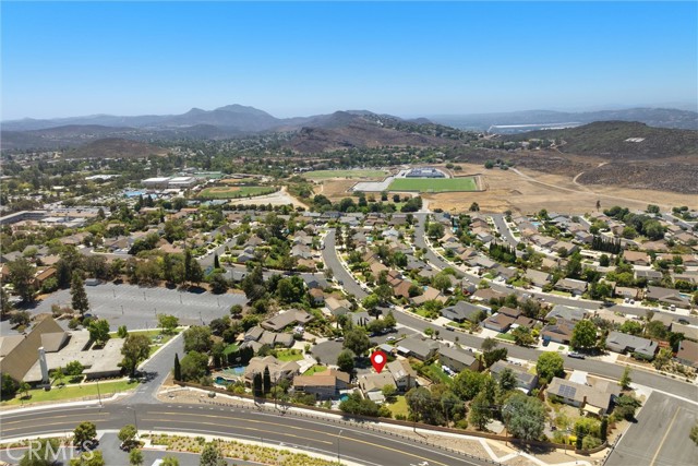 152 Ventana Court, Thousand Oaks CA: https://media.crmls.org/medias/58a6d486-9c2e-45e0-90a3-8f9447c02b79.jpg