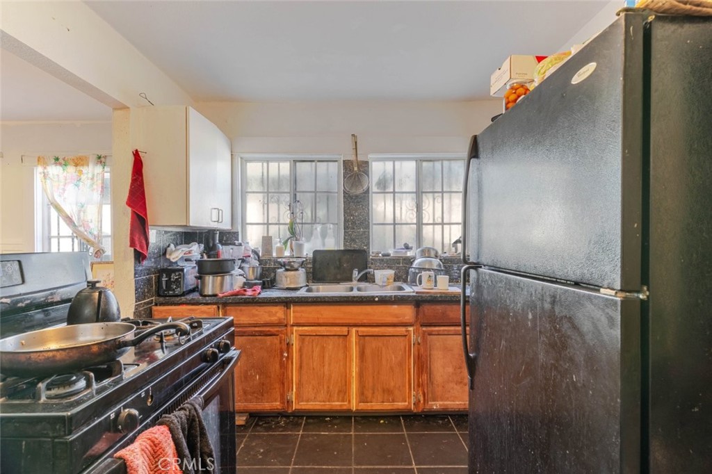 MLS #SR25276079 image #7