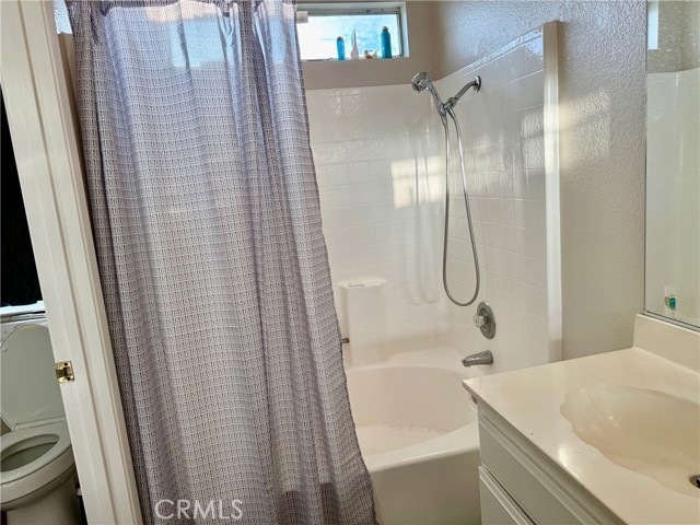 Detail Gallery Image 11 of 20 For 12966 Sundown, Victorville,  CA 92392 - 3 Beds | 2 Baths