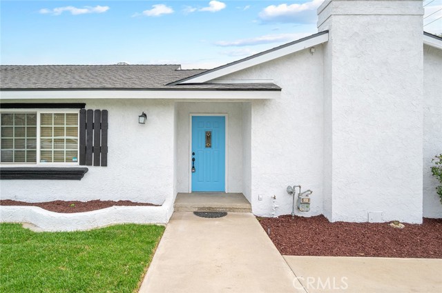 1302 N San Antonio Avenue, Upland CA: https://media.crmls.org/medias/58a80261-2be7-4fc3-a63f-93011c94bcba.jpg