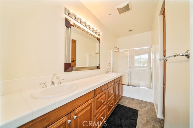 15315 Ashley Court, Whittier CA: https://media.crmls.org/medias/58a81ef8-ed2c-46eb-9797-bcb1d130dc0e.jpg