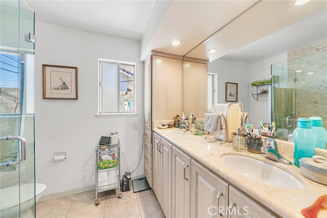 Detail Gallery Image 29 of 39 For 4024 E Del Valle, Orange,  CA 92869 - 5 Beds | 3 Baths