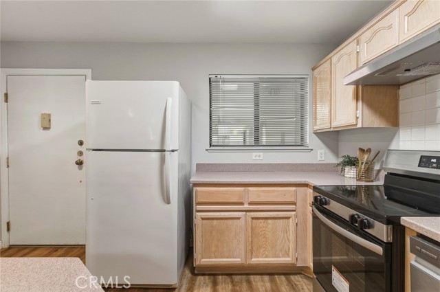 Detail Gallery Image 8 of 49 For 321 N Orange #104,  Monterey Park,  CA 91755 - 2 Beds | 2 Baths