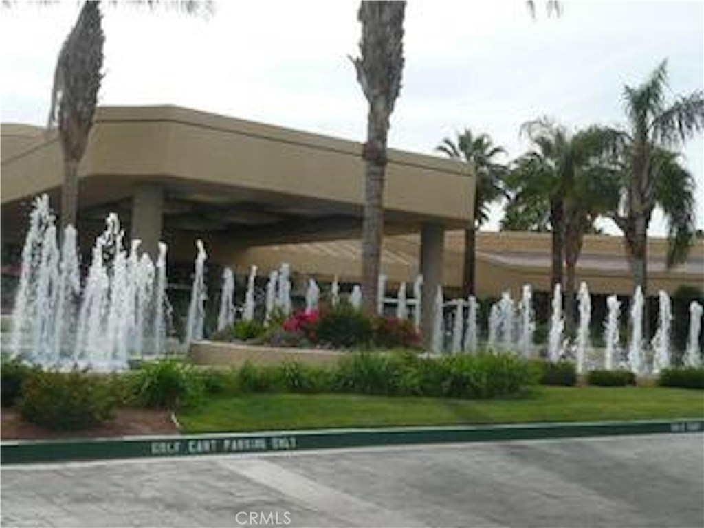 https://media.crmls.org/medias/58a85778-0cdf-496f-9765-3ee28d7a3307.jpg?preset=X-Large