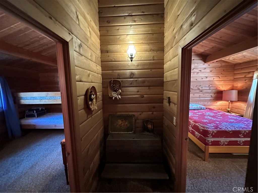 https://media.crmls.org/medias/58a8747f-0f85-4397-8217-e3fe4c8d09e3.jpg?preset=X-Large