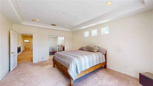 Detail Gallery Image 20 of 49 For 11054 Plainview Ave, Tujunga,  CA 91042 - 5 Beds | 3/1 Baths