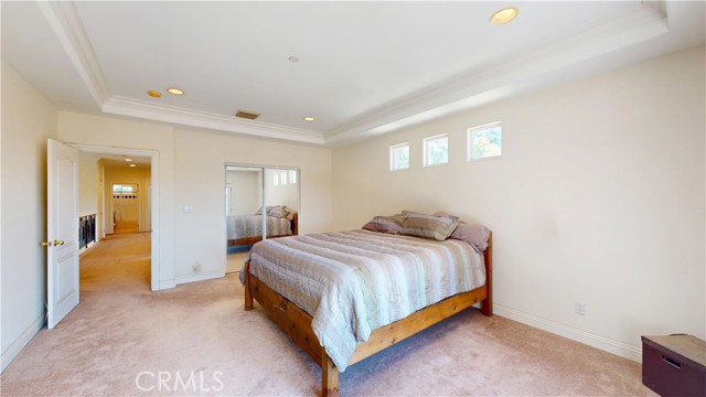 Detail Gallery Image 20 of 49 For 11054 Plainview Ave, Tujunga,  CA 91042 - 5 Beds | 3/1 Baths