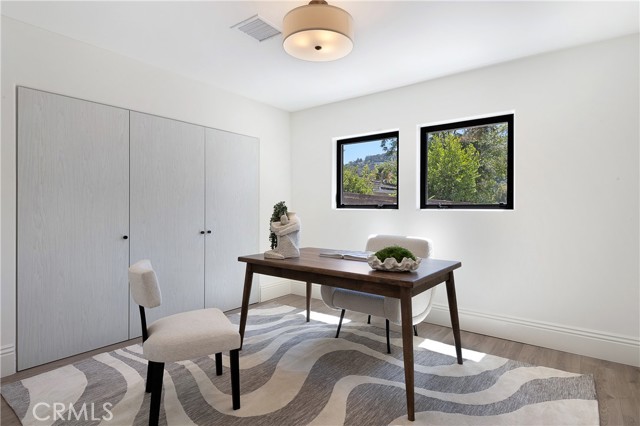 Detail Gallery Image 29 of 46 For 11039 Wrightwood Pl, Studio City,  CA 91604 - 3 Beds | 3 Baths