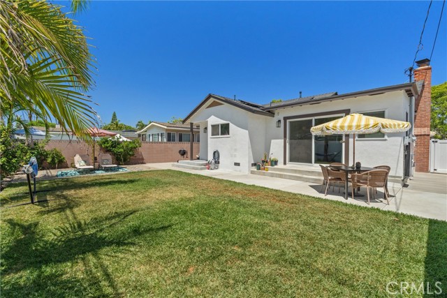 2851 Ladoga Avenue, Long Beach CA: https://media.crmls.org/medias/58ac9975-34b6-425d-9da3-c303a092e36f.jpg
