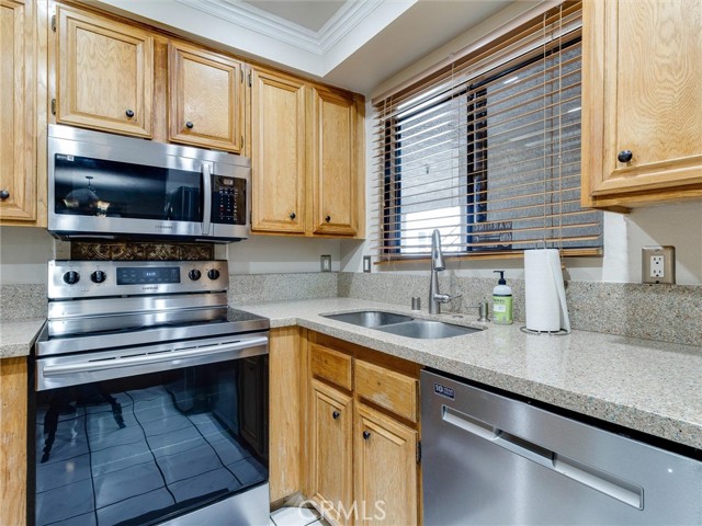 Detail Gallery Image 9 of 22 For 4142 E Mendez St #331,  Long Beach,  CA 90815 - 2 Beds | 2 Baths
