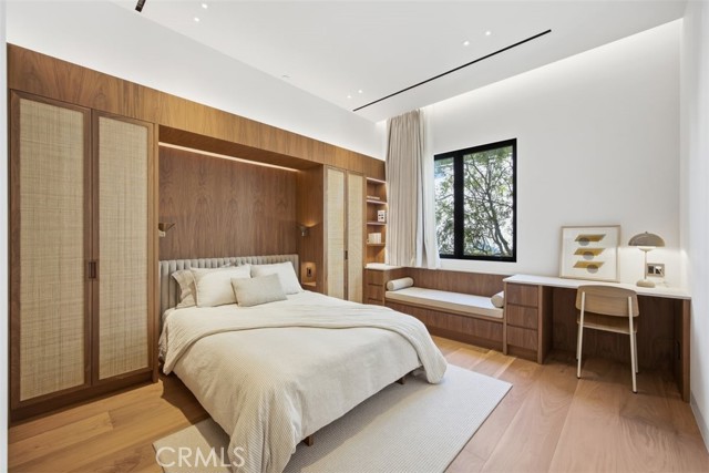 101 N Poinsettia Avenue, Manhattan Beach CA: https://media.crmls.org/medias/58ad334f-e075-4a1c-b79d-bdb7ebe4468c.jpg