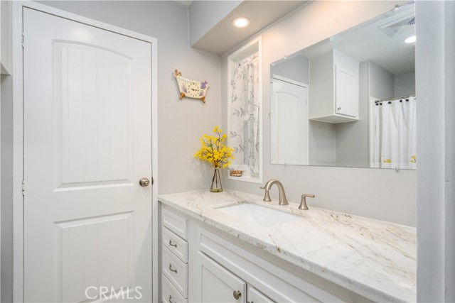 Detail Gallery Image 17 of 25 For 2351 Lake View Dr #32,  La Habra,  CA 90631 - 2 Beds | 2 Baths