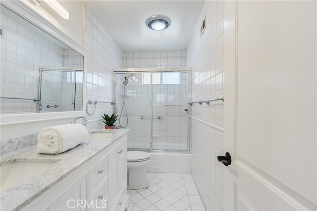 2270 W 231st Street, Torrance CA: https://media.crmls.org/medias/58aef619-384c-4441-b53c-5317b04b5aaa.jpg