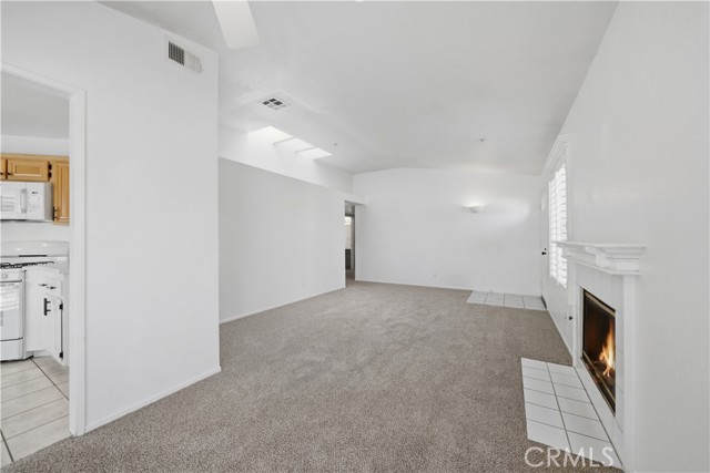 Detail Gallery Image 12 of 35 For 7613 Haven Ave #B,  Rancho Cucamonga,  CA 91730 - 2 Beds | 2 Baths