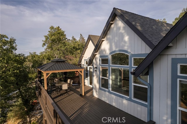 Detail Gallery Image 28 of 30 For 1477 Sequoia Dr, Lake Arrowhead,  CA 92352 - 4 Beds | 2/1 Baths