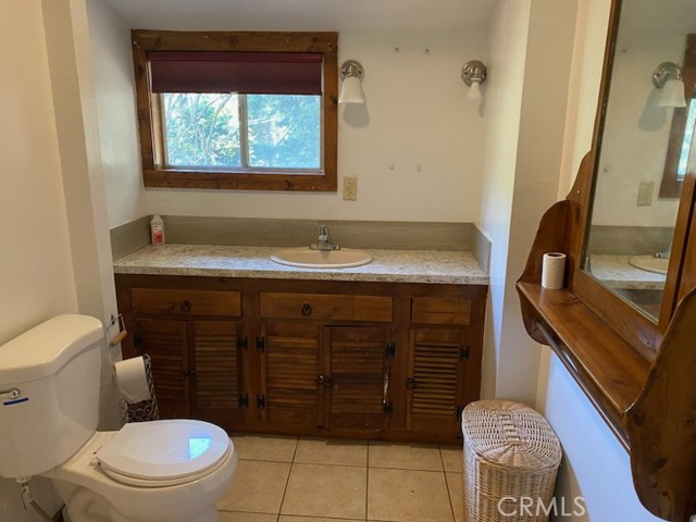 544 Community Drive, Lake Arrowhead CA: https://media.crmls.org/medias/58afcdb4-1752-40fd-bf26-e7ba423e62fd.jpg