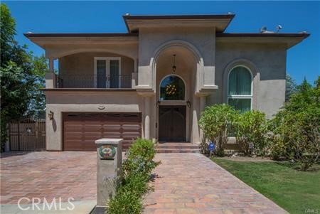 13045 Greenleaf Street, Studio City CA: https://media.crmls.org/medias/58afd32e-0849-4a2e-94a0-43a418404e01.jpg