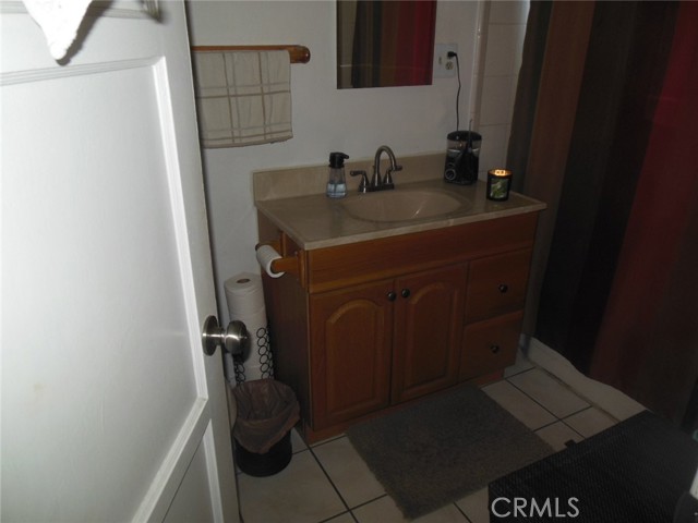 2nd house bathroom