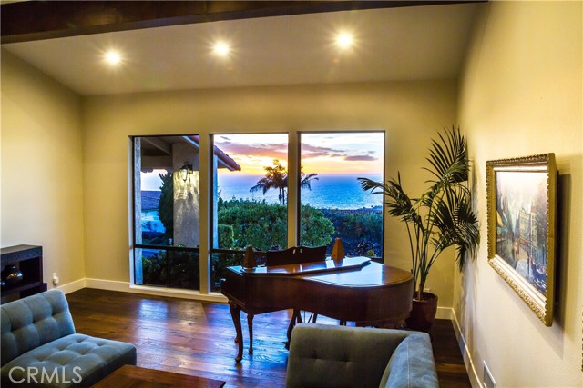 1416 Via Zumaya, Palos Verdes Estates, California 90274, 5 Bedrooms Bedrooms, ,2 BathroomsBathrooms,Residential,Sold,Via Zumaya,PV17041915