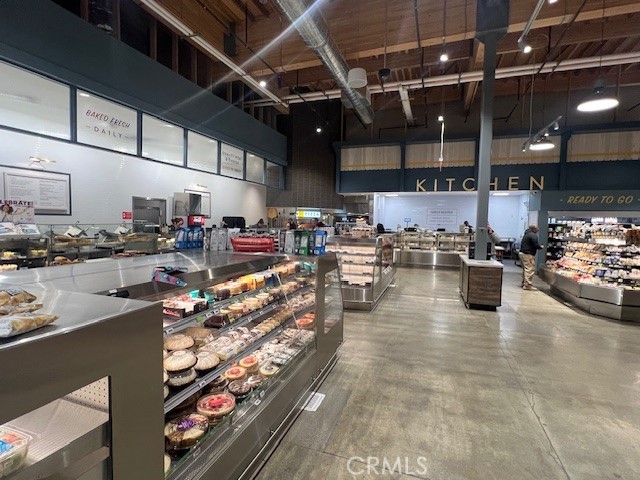 470 Dunant Drive, Crestline CA: https://media.crmls.org/medias/58b4b8cf-50dd-4b65-9104-a2f8f09c7e87.jpg