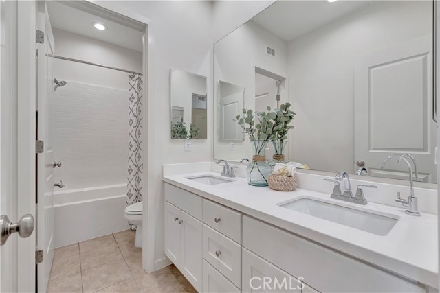 Detail Gallery Image 17 of 36 For 126 Kestrel, Irvine,  CA 92618 - 3 Beds | 2/1 Baths