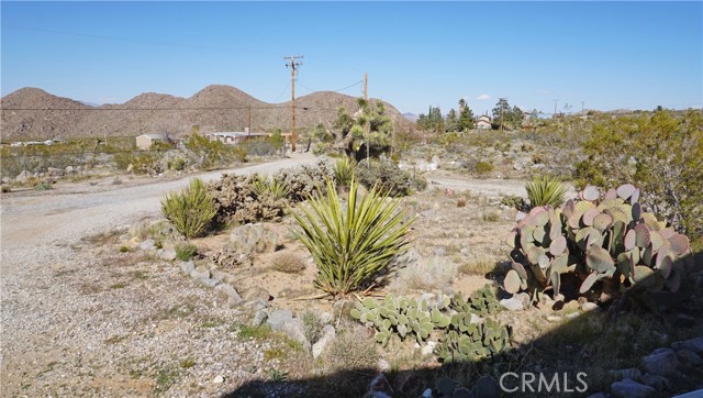 Detail Gallery Image 15 of 21 For 31828 Sapphire Rd, Lucerne Valley,  CA 92356 - 3 Beds | 2 Baths