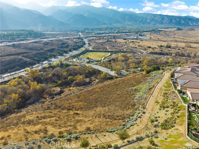11360 Alton Drive, Corona CA: https://media.crmls.org/medias/58b5ddcd-a15f-4d3c-95e9-772b88afd77f.jpg