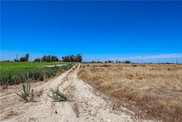 1777 Bird, Livingston CA: https://media.crmls.org/medias/58b6067b-1fc3-48b1-981e-5fc96a151bb5.jpg