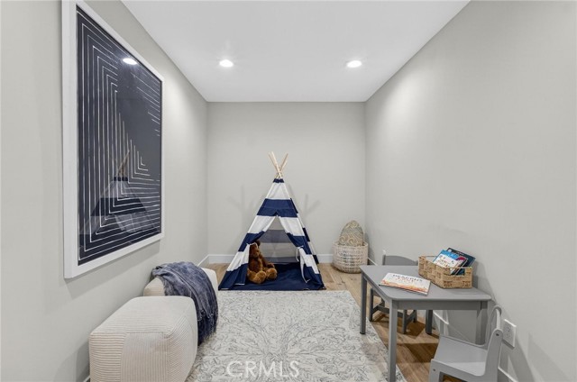 Detail Gallery Image 48 of 61 For 221 via Los Miradores, Redondo Beach,  CA 90277 - 4 Beds | 3/1 Baths