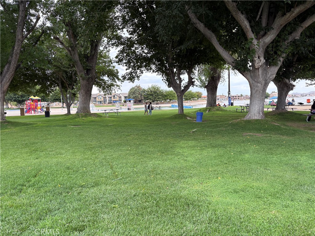 https://media.crmls.org/medias/58b776f1-b076-4c3b-a3b5-9099b35f4431.jpg?preset=X-Large