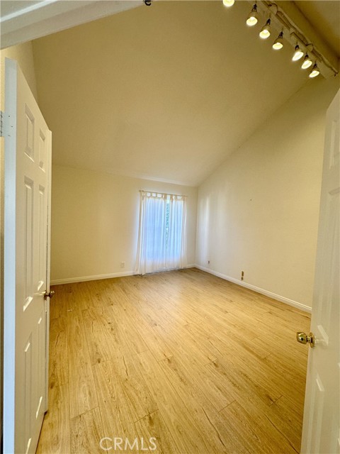 Detail Gallery Image 16 of 26 For 19 Dartmouth, Irvine,  CA 92612 - 2 Beds | 2/1 Baths