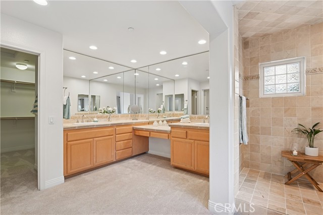 5032 Amalfi Way, Oxnard CA: https://media.crmls.org/medias/58b7d265-5e16-41d9-9493-cdd87b432f99.jpg