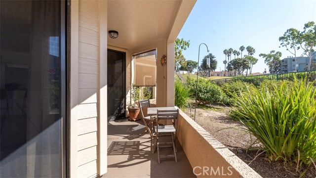 140 The Village, Redondo Beach, California 90277, 2 Bedrooms Bedrooms, ,2 BathroomsBathrooms,Residential,For Sale,The Village,SB24072329