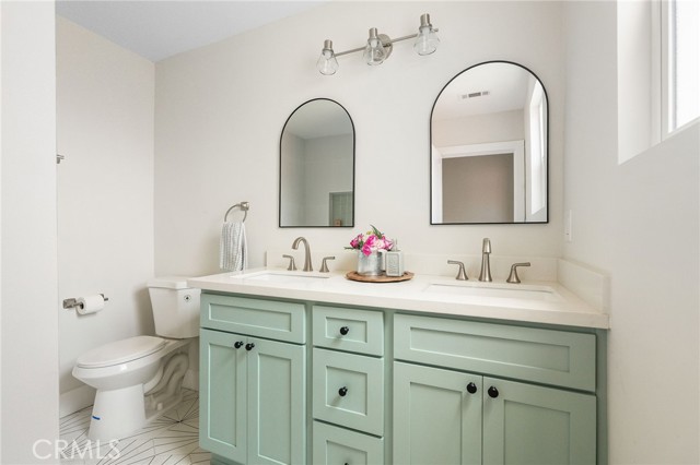 112 W Norwood Place, San Gabriel CA: https://media.crmls.org/medias/58b8e95f-f5a6-47f7-b9a4-efc9ed3bfce3.jpg