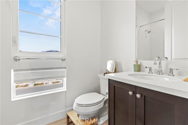 Detail Gallery Image 29 of 74 For 27526 Elderberry Dr, Valencia,  CA 91381 - 5 Beds | 5/1 Baths