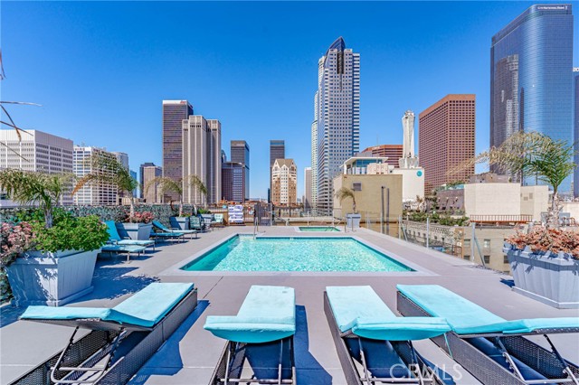 Detail Gallery Image 1 of 30 For 312 W 5th St #626,  Los Angeles,  CA 90013 - 1 Beds | 1 Baths