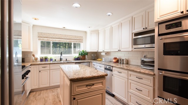 Detail Gallery Image 6 of 50 For 5250 Scott Robertson Rd, Hidden Hills,  CA 91302 - 5 Beds | 5 Baths