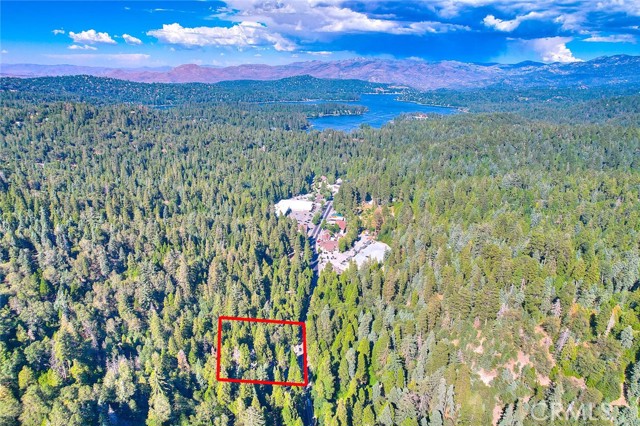 27048 State Highway 189, Blue Jay CA: https://media.crmls.org/medias/58b9e78c-ea8b-41d2-8873-642965b19aed.jpg