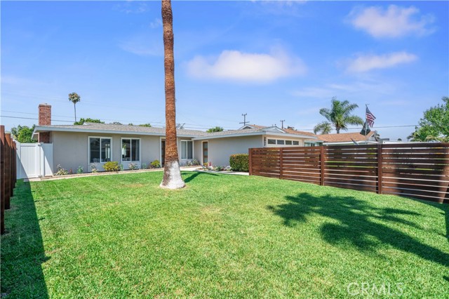 Detail Gallery Image 7 of 40 For 2957 Royal Palm Dr, Costa Mesa,  CA 92626 - 3 Beds | 2 Baths