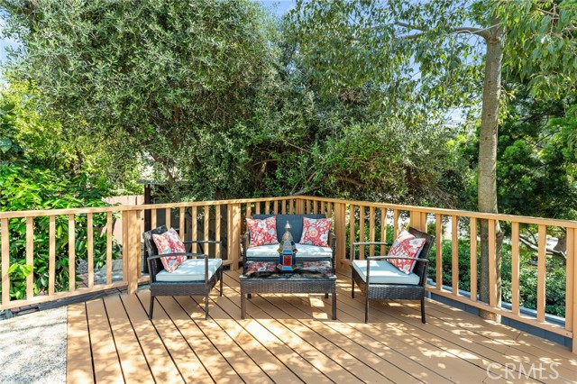 1215 Mira Monte Drive, Redlands CA: https://media.crmls.org/medias/58be298e-d545-47a0-9f3c-4c347c8abd71.jpg