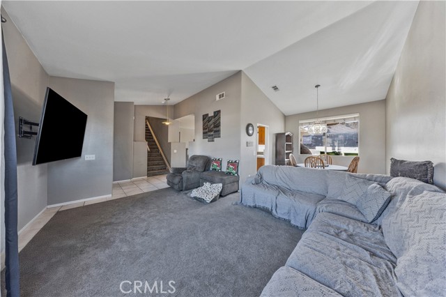 Detail Gallery Image 12 of 32 For 34711 Sunlight, Yucaipa,  CA 92399 - 4 Beds | 3 Baths