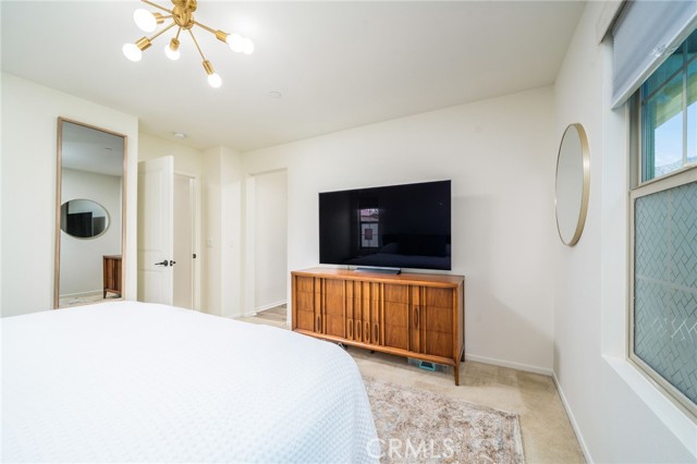 877 Orchid Way, Azusa CA: https://media.crmls.org/medias/58be9947-a8a0-406c-a01c-26fda5e2cbfc.jpg
