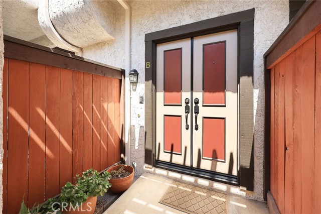 Detail Gallery Image 6 of 51 For 458 W Huntington Dr #B,  Arcadia,  CA 91007 - 3 Beds | 2/1 Baths