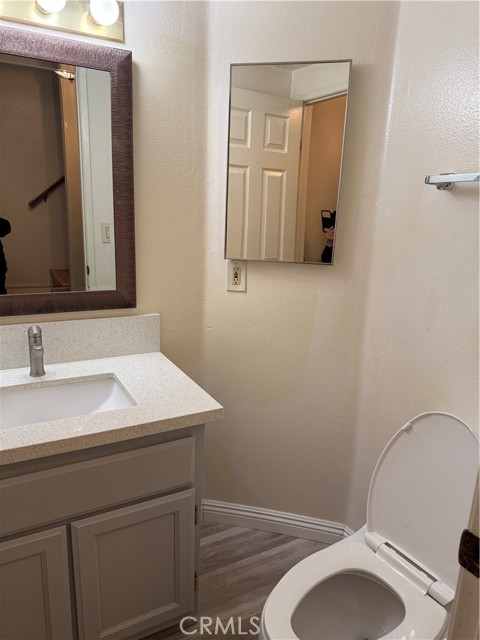 Detail Gallery Image 8 of 20 For 49 N Parkwood Ave #9,  Pasadena,  CA 91107 - 3 Beds | 2/1 Baths