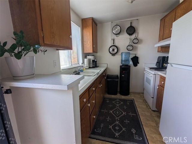 Detail Gallery Image 2 of 13 For 100 Clearbrook Ln #C,  Costa Mesa,  CA 92626 - 1 Beds | 1 Baths