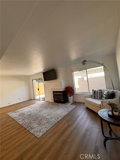 Detail Gallery Image 9 of 27 For 16001 S Vermont #60,  Gardena,  CA 90247 - 3 Beds | 3 Baths